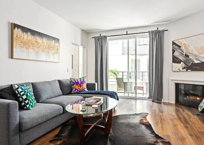 Cozy Oasis In Marina Del Rey!Free Swimming Pool And Parking